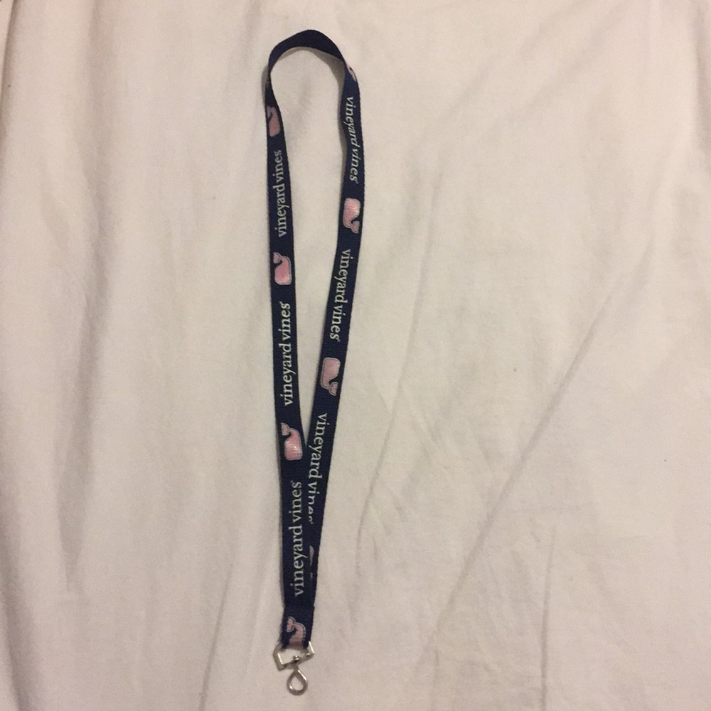 Vineyard vines lanyard